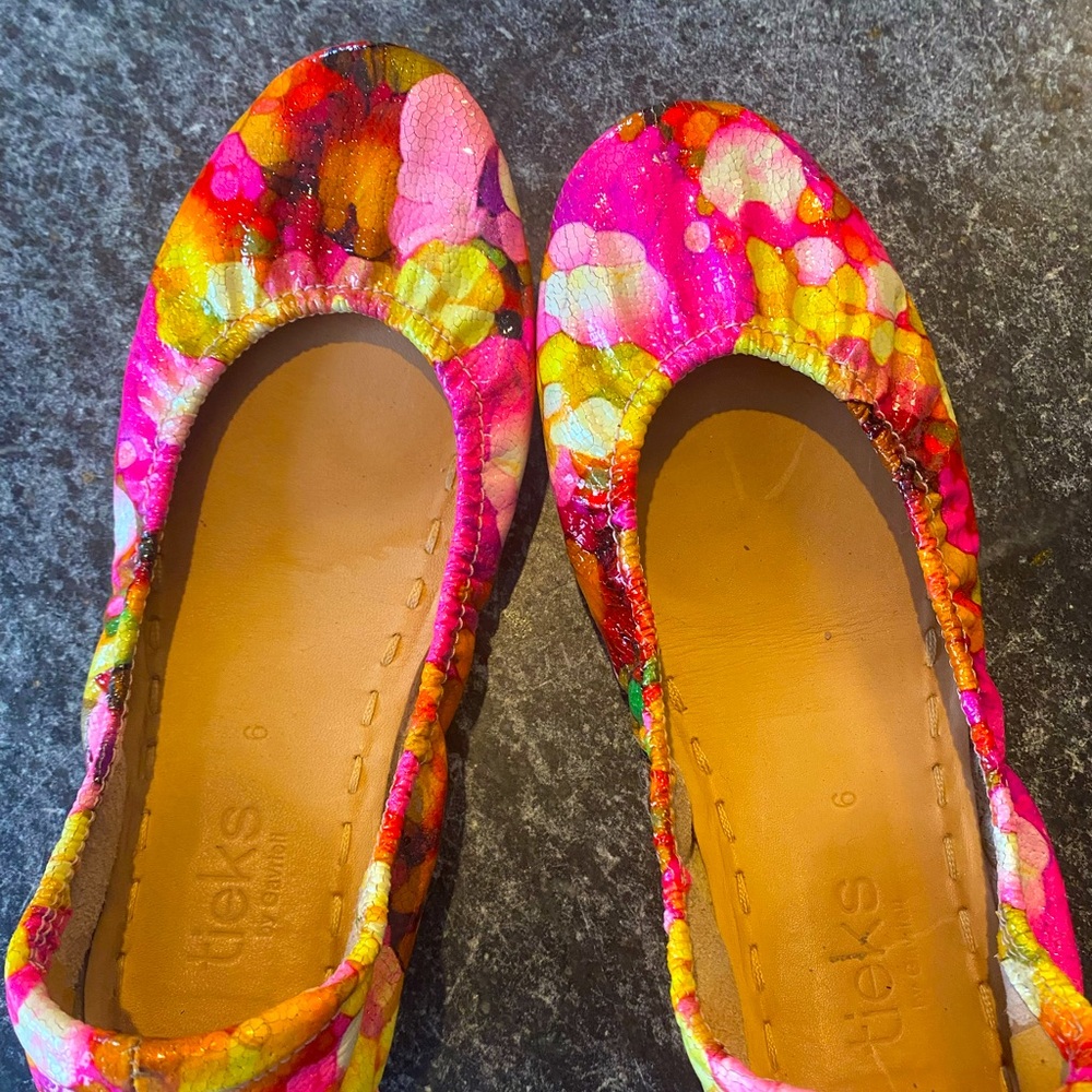 Tieks custom watercolor flats!! Worn once.